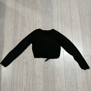 Alphalete Aspire Signature Tie Crop